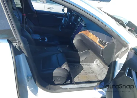 2019 Tesla Model S 100D/75D/Long Range/Standard Range из США, поврежденный, VIN 5YJSA1E29KF337311